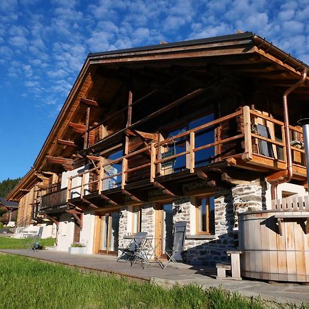 La Ferme D'Hauteluce - Chambre D'Hotes ภายนอก รูปภาพ